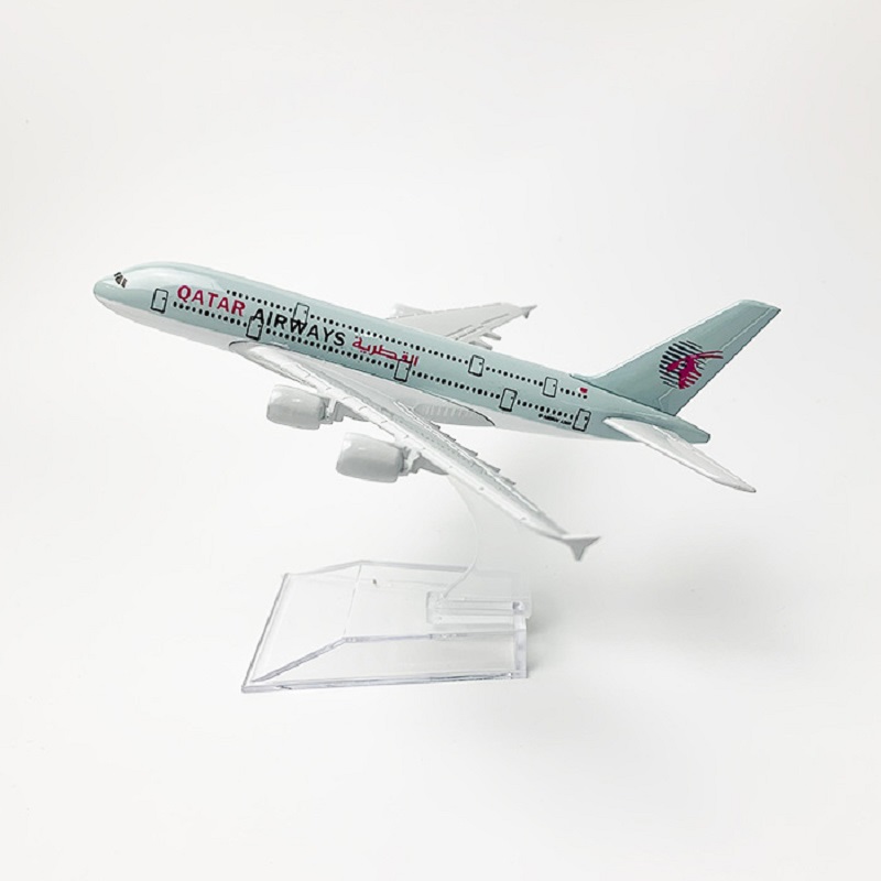 Modelo de Avião em Metal Fundi - Model Kit Plane avaliação e preço