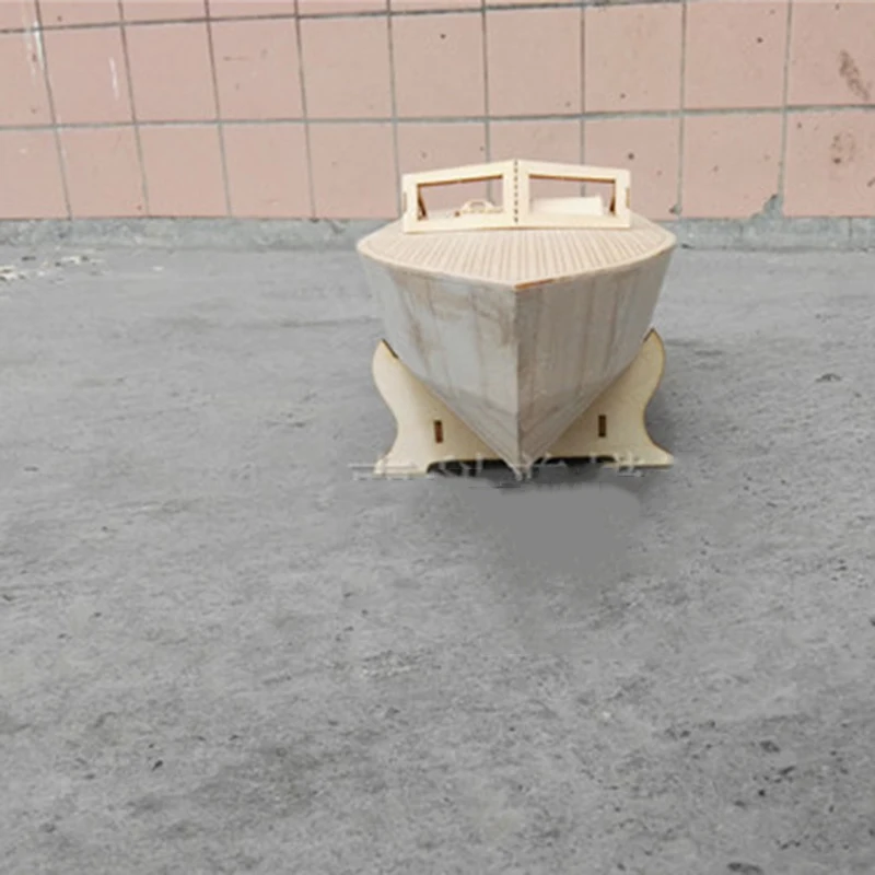 Kit de barco de madeira feito  - Model Kit Yacht avaliação e preço